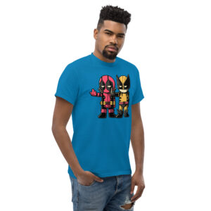 Deadpool and Wolverine T-Shirt, 100% cotton αστείο μπλουζάκι σε ένα cartoon parody από τους δύο χαρακτήρες της Marvel.