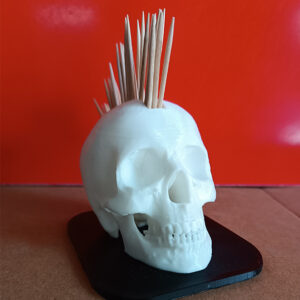 Punk Skull θήκη για οδοντογλυφίδες, 3D Printed διακοσμητικό για την κουζίνα, για να βάζεις τις οδοντογλυφίδες. Σε σχήμα κρανίου που όταν είναι γεμάτο έχει μοϊκάνα.