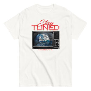 Stay Tuned T-Shirt, 100% cotton μπλουζάκι ενάντια στην προπαγάνδα της τηλεόρασης.