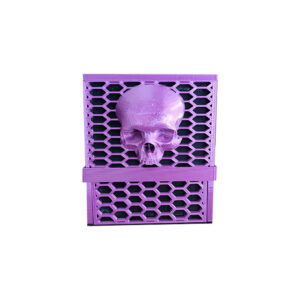 Trading Cards Box Κουτί, 3D Printed κουτί αποθήκευσης με Skulls και Honeycomb Pattern πλέγμα. Κατασκευασμένο σε διαστάσεις που να χωράει trading cards με τα sleeves τους.