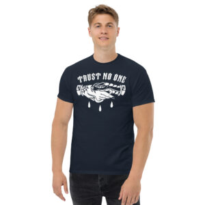 Trust No One T-Shirt, 100% cotton μπλουζάκι με Old school Tattoo Style χειραψία χέρι με φίδι που δαγκώνει. Για 