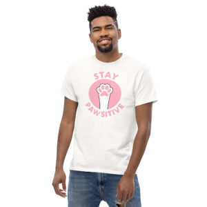 Stay Pawsitive T-Shirt, 100% cotton μπλουζάκι με παράφραση του Stay Positive και μια cute πατούσα γάτας.